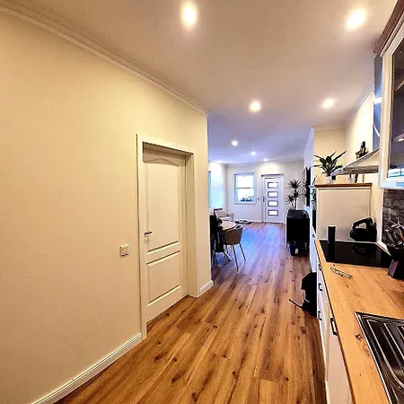 Historischer Weinkeller アパート ノイマゲン・ダオン